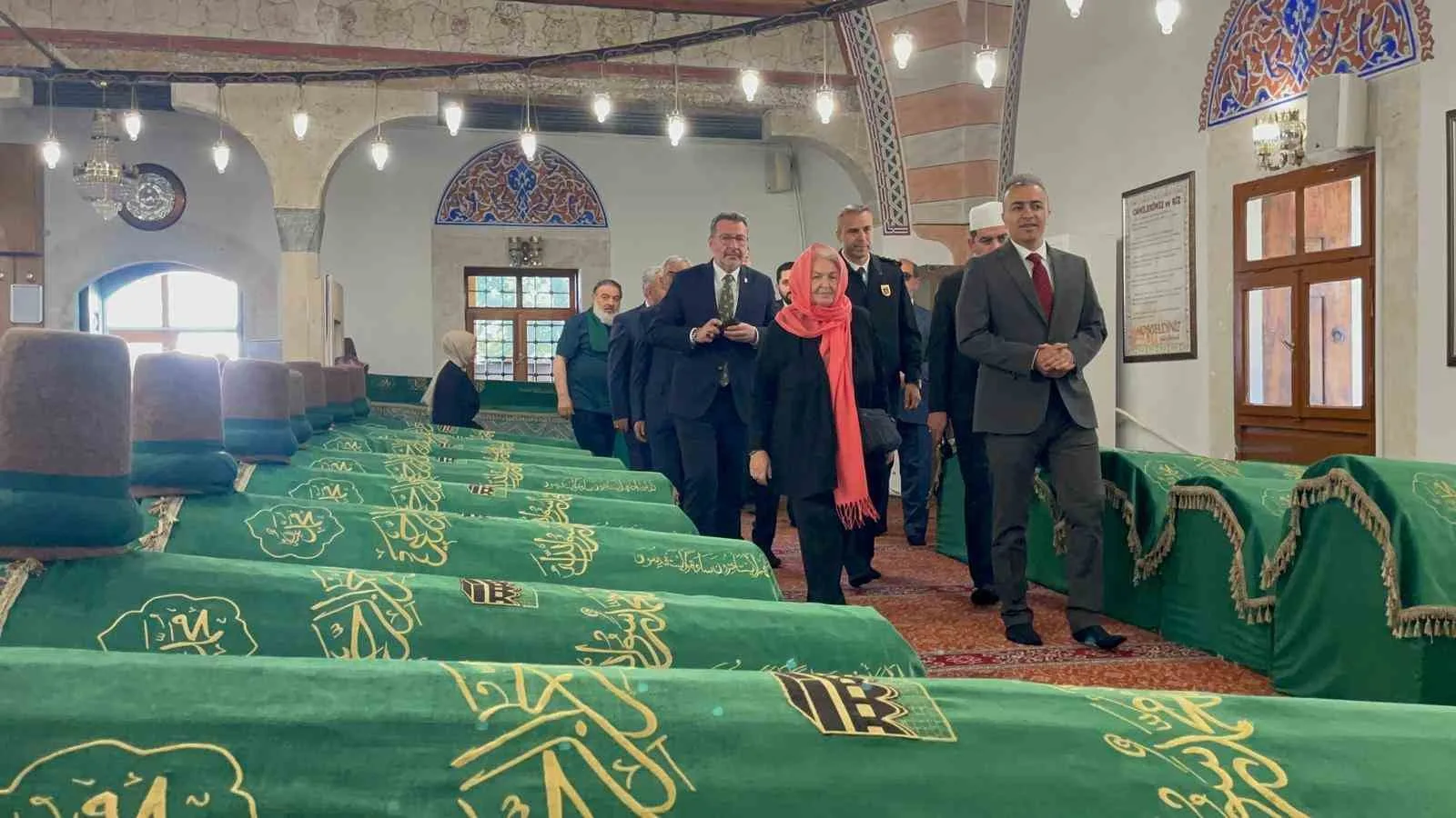Karaman’dan Konya’ya 8. Uluslararası Sevgi ve Barış Yürüyüşü Başladı