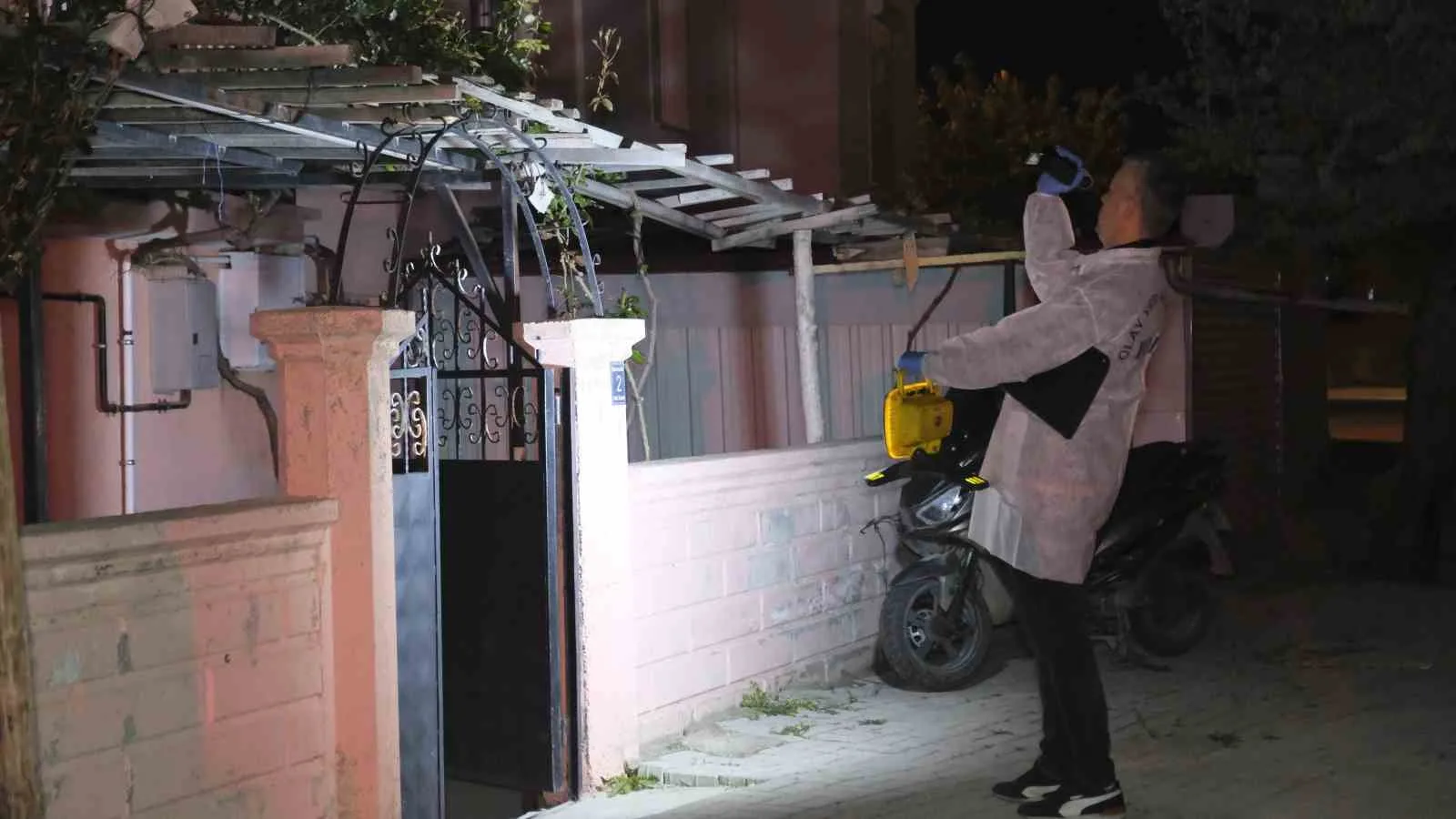 Karaman’da Acı Olay: 31 Yaşındaki Adem Sinan Evinde Hareketsiz Bulundu