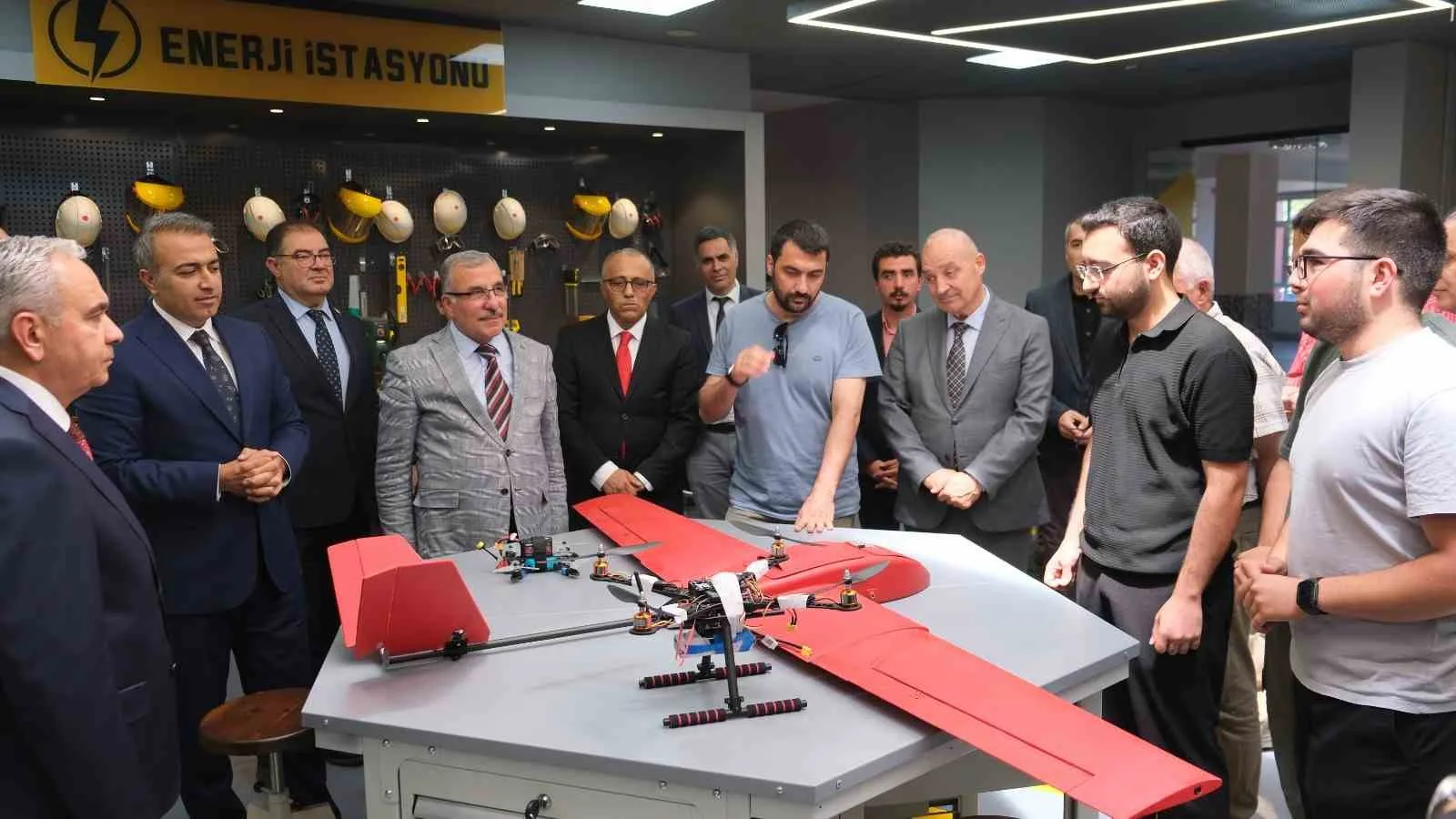KMÜ Milli Teknoloji Atölyesi'nde Büyük Atılım: Sağlık, Savunma ve Enerjide Yerli Üretim Başladı!