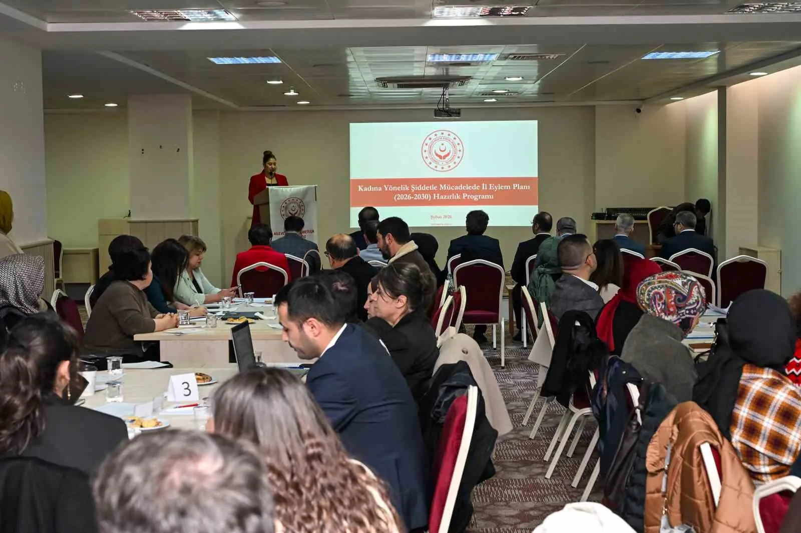 KMÜ’de Kadına Yönelik Şiddetle Mücadele Çalıştayı Gerçekleştirildi