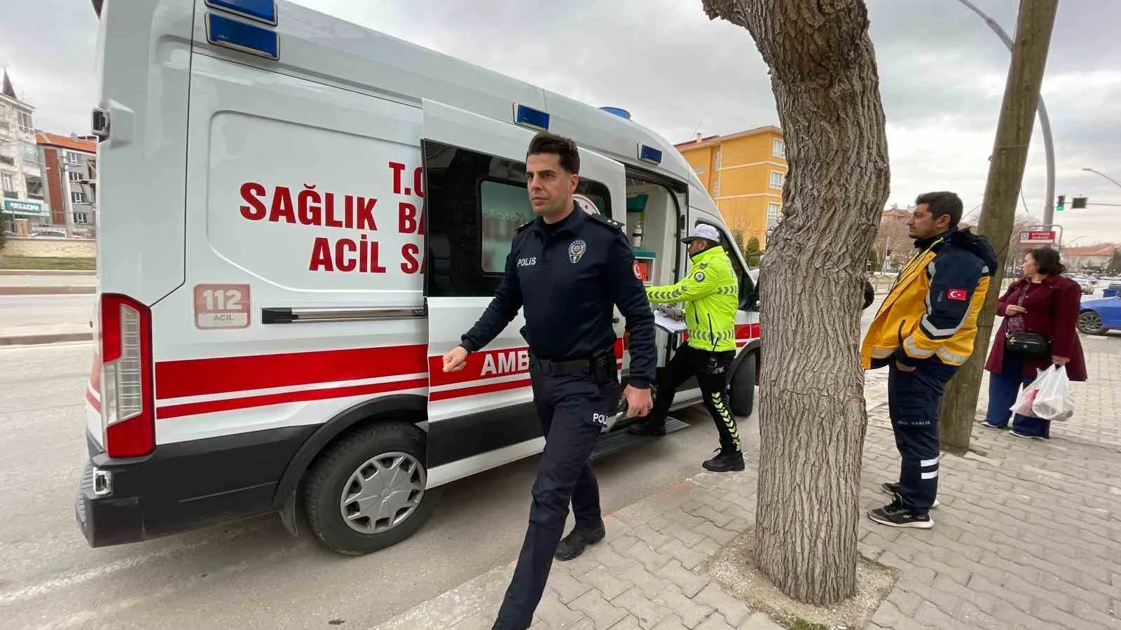 Karaman’da Cip ile Motosiklet Çarpıştı: 16 Yaşındaki Sürücü Yaralandı