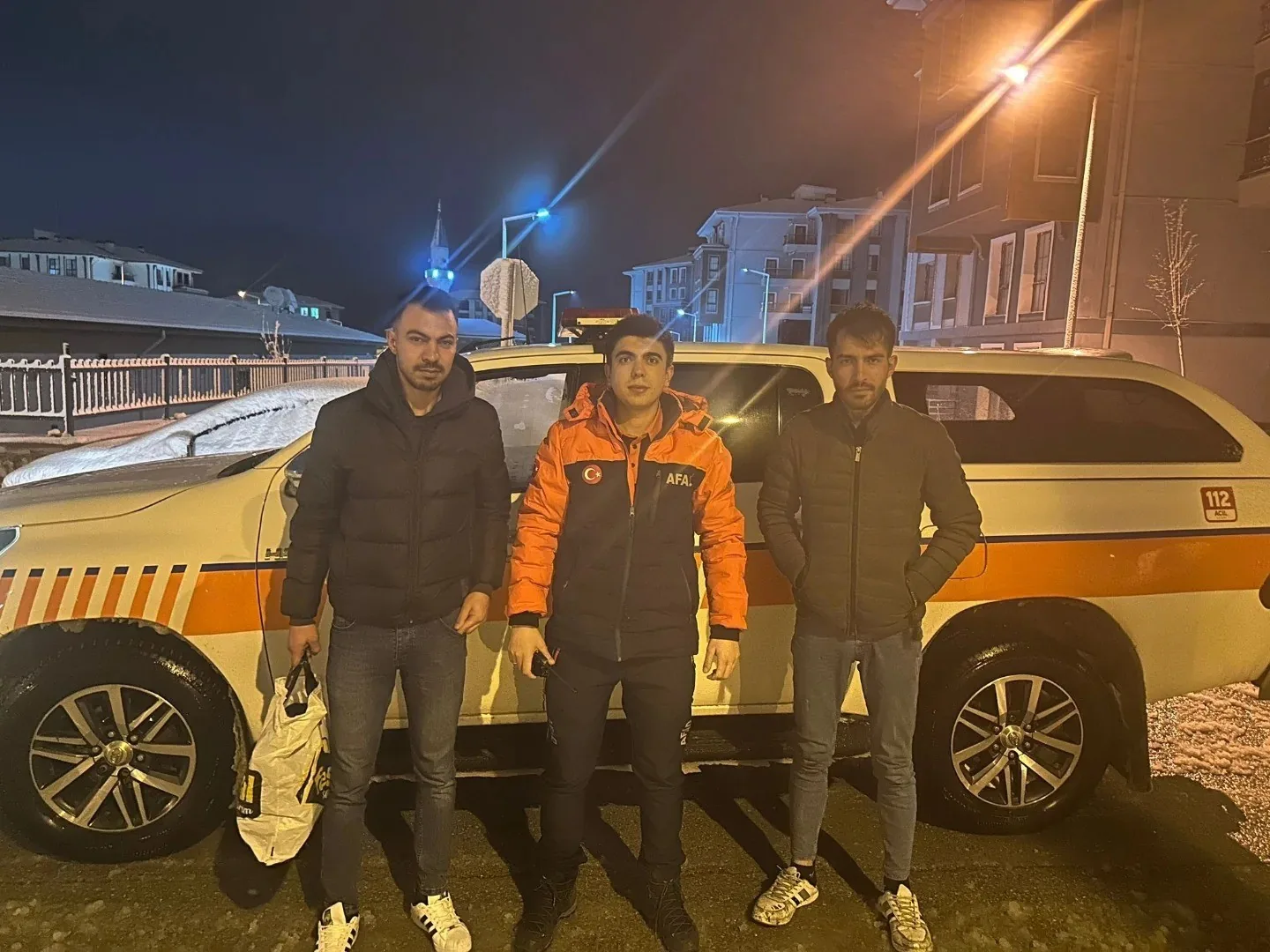 Karaman’da Yoğun Karda Mahsur Kalan Aileyi AFAD Kurtardı