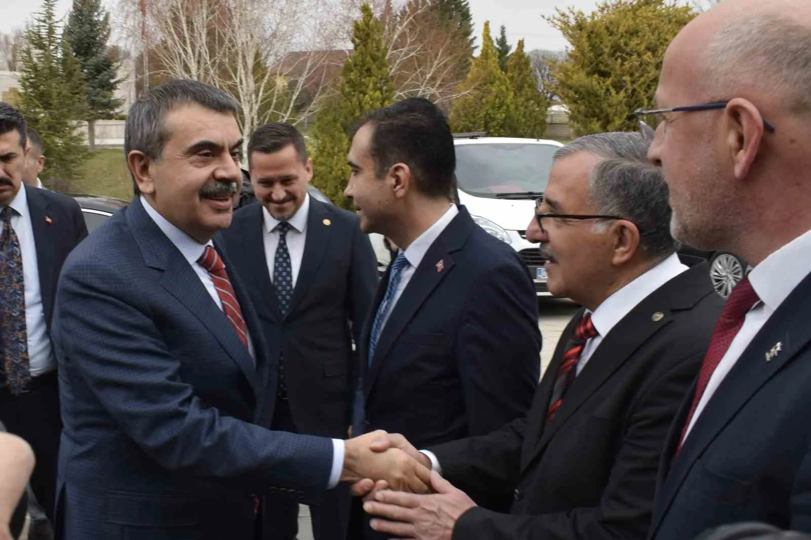 Milli Eğitim Bakanı Tekin Karaman'da: "Öğretmene Şiddete Karşı Her Tedbiri Alacağız"