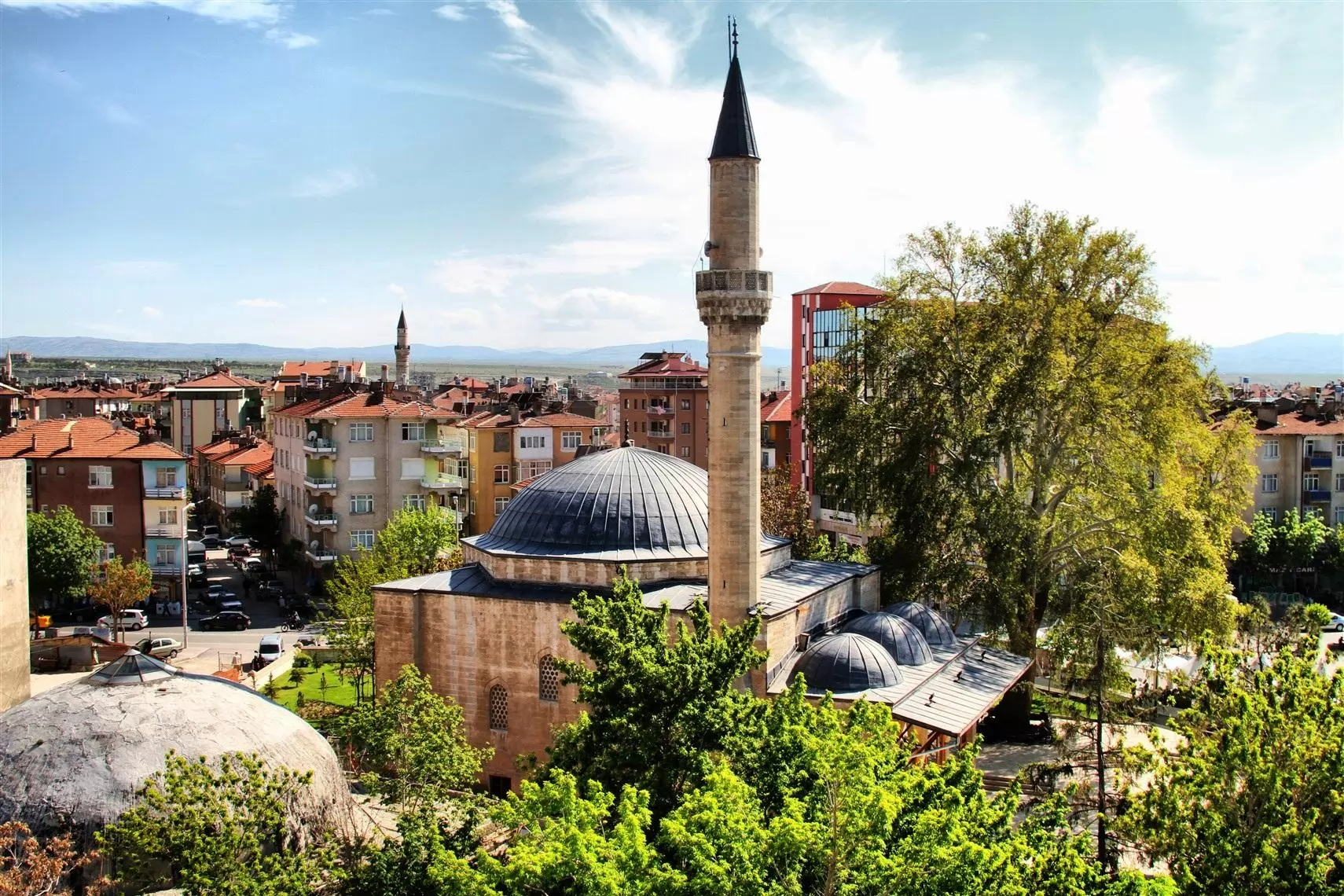 Karaman: Tarihin İzlerini Süren Kültürel Hazinelerle Dolu Şehir