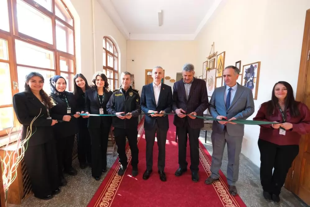 Karaman'da Bağımlılıkla Mücadele Sanatla Buluştu: YEDAM Sergisi Açıldı